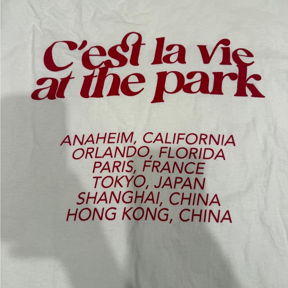 Disney Park C’est la vie at the park T-Shirt - Picture 2 of 3